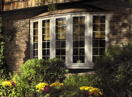 Window Style Series: The Benefits of Bow & Bay Windows